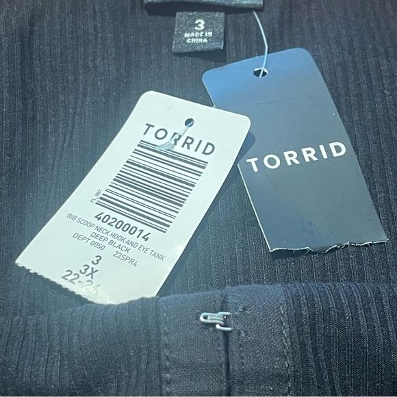 Torrid Women’s black tank top Size 3 NWT - Picture 3 of 8